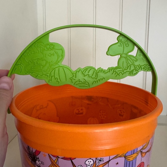 McDonald's Peanuts Charlie Brown 50th Anniversary Halloween Happy Meal Bucket - Picture 5 of 12